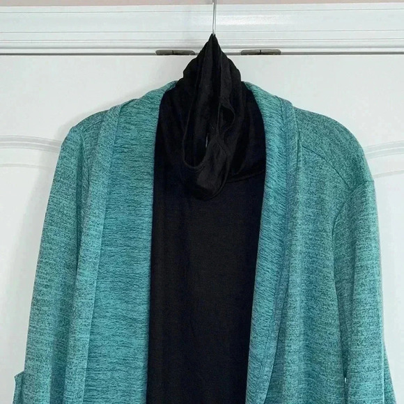 NY Collection Sweater With Attached Face Covering​​ - Picture 11 of 16